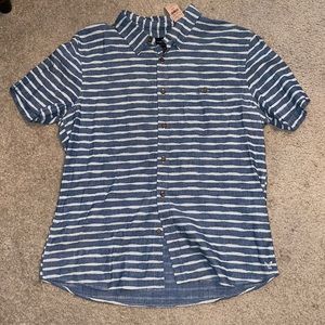 XL Men’s Button down shirt